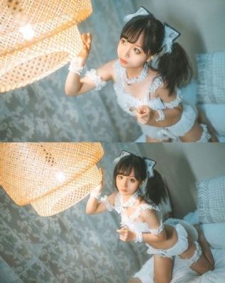 动漫裙子里面的野怪