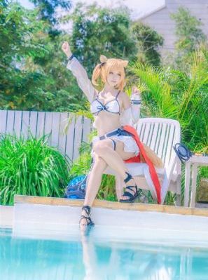年轻的女学生8